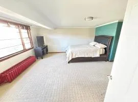 Panoramic Lakeview Suite Ultimate Comfort and Serenity