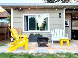 2 Private Bedroom Suites with Hot Tub
