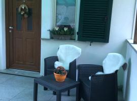 Miralago Casa Vacanze, hotel v destinaci Villa di Chiavenna