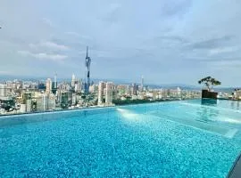 5 Star Comfort Riveria City KL Sentral 4 pax infinity pool
