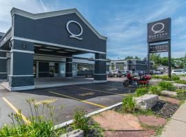 Quattro Hotel & Conf Centre, Ascend Hotel Collection, ξενοδοχείο κοντά στο Αεροδρόμιο Sault Ste. Marie - YAM, Sault Ste. Marie