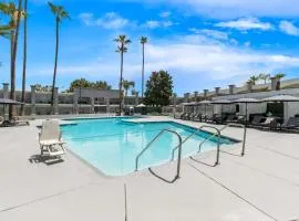 Hourglass Hotel, Ascend Hotel Collection