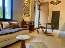 "La Forge" avec parking privé, hotel in Sète