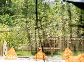 Lost Inn Kuta Capsule Hostel, hostel v destinaci Kuta Lombok