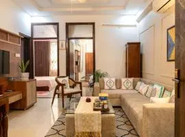 Rosa Stays- Lux 3BHK Home with Modern Comforts