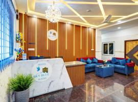 HOTEL SKY BLUE AND SUITEs, hotel di Bangalore