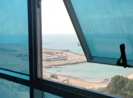 Elegant Sea View Bedroom with Shared Balcony and WC, Spacious and Serene Retreat - ROOM INSIDE APARTMENT