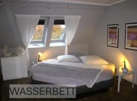 Ferienhaus Meerzeit-4SZ, 2Wohnzimmer, WLAN-8 km Warnemünde