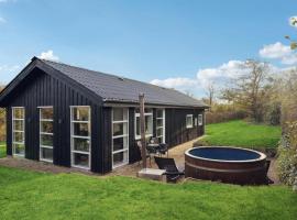 Cozy Home In Struer With Wifi, hotel v destinaci Struer