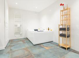 Grand Duplex avec Spa et Parking privé- 8 personnes, ξενοδοχείο σε Paray-le-Monial