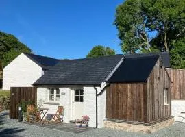 The Dairy, A Cosy conversion nr Little Haven