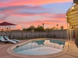 Heart Of Phoenix Home - Pool - Foosball - Golf
