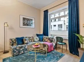 CLS Moderne City-Wohnung in Lübeck Altstadtinsel, gratis WLAN, Smart TV, Waschmaschine, Nespresso Maschine & Kapseln inklusive, in in direkter Umgebung Restaurants, Supermarkt, Bushaltestelle, Parkhaus, Bahnhof, Hansemuseum, Hüxstraße, Nähe UKSH
