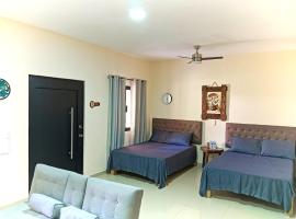 Rancho Scarlett, campamento en Mezcales