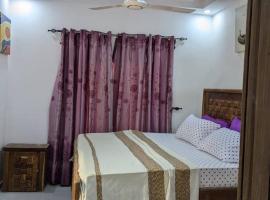 Demure apartment, Taf Dalaba Estate, hotell sihtkohas Sukuta