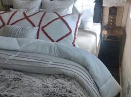 Tiny Home Big View, hotel em Knoxville