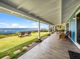 Ocean Front Paradise with Hot Tub in Hawaii