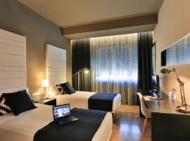 Hotel Leyre، فندق في Pamplona City Centre، بامبلونا