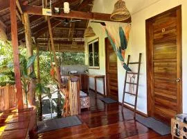 Wayans Siargao Homestay、ゼネラル・ルナの格安ホテル