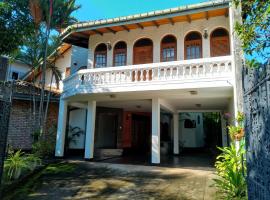 Ceylon Travel and Stay Lodge, chalet de monta&ntilde;a en Battaramulla