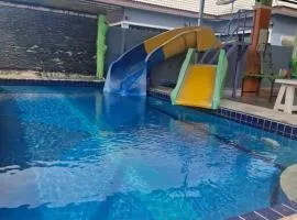 ThawornSuk Pool Villa