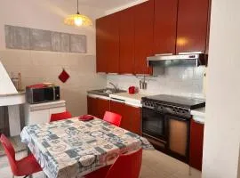 Casa Viola di Maria Gabriella, San Vito a 25 minuti da Costa Rey e Villasimius