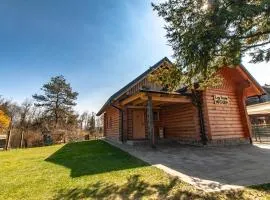 Log House Natura、ラドヴリツァのシャレー