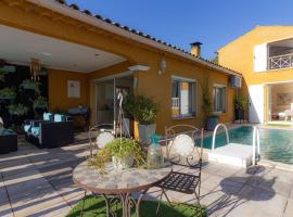 Charmante Maison de village- les adrets, hotel v destinaci Les Adrets de l'Esterel