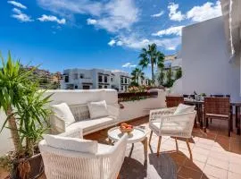 Ultimate Rentals - Appartement Met Uitzicht Op Het Zwembad