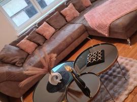 Bienvenue chez Angèle Homes 1, hotel in Niederbronn-les-Bains