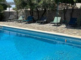 L'Olivette, hotel v destinaci Aubenas