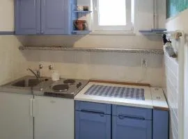 1 Bedroom Lovely Apartment In Martinscica