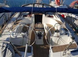 Cassiopeia, boat in Pula