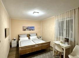 Small studio for two - Ferienwohnung für Zwei, hotel in Bad Reichenhall