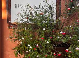 Il Vecchio Teatro, hotel in Biella