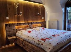 Apartmán Refrino na jedinečném místě, hotel in Rokytnice nad Jizerou