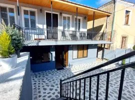 Akelvani Guest House