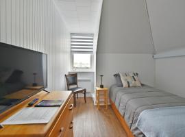 Chambre 301 de l'hôtel Victoria confortable et moderne, hotel v destinaci Saint-Pascal