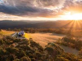 Mountain Top Bilpin, Studio 1 Isyd