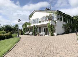 Greenview House, ubytování v soukromí v destinaci Clones