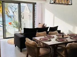 Elegant apartment in Trou-aux-Biches, 65 m², sea view