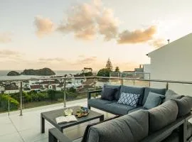 The Islet Retreat