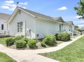 Coast Oaks Cottage 7