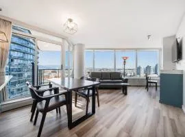 Beautiful Dt 3 Bed 2Bath Apat Free Parking & Pool