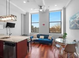 Chic 1br W Pool In Luxury Complex
