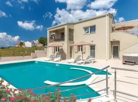 Amazing Home In Visnjan With Sauna