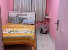 Casa confortável a 5 minutos da Praia do Forte a pé