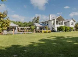 The Grand Escape - Pool Hot Tub & Outdoor Dining