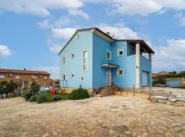 Stunning Apartment In Barbariga