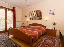 Budavar Bed and Breakfast